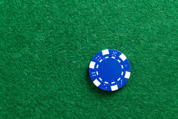 Two smartphone screens side by side showing mania138 live roulette table and Champions League sportsbook